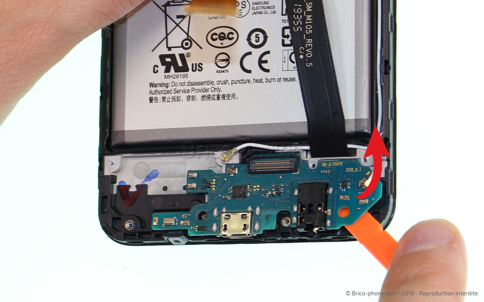 Changement du connecteur de charge  sur Galaxy A10 photo 3